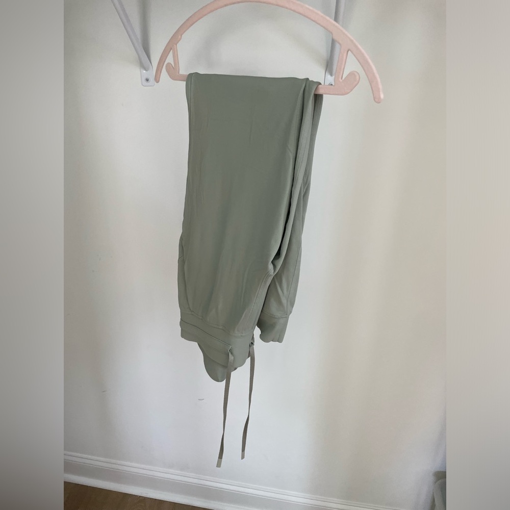 Lululemon sage green sweatpants